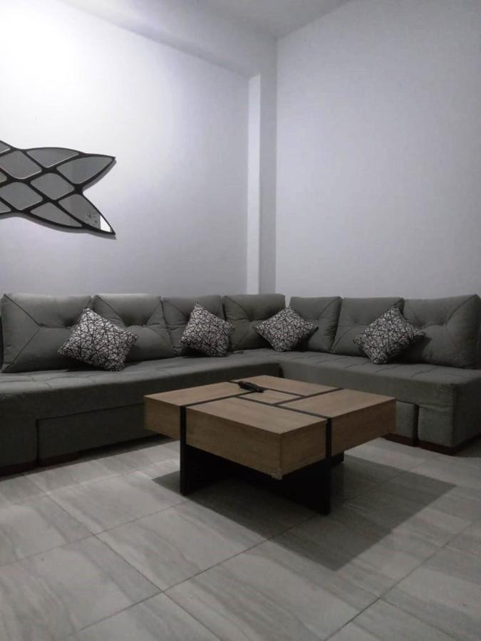 Villa Louise Guest House Луксор Екстериор снимка